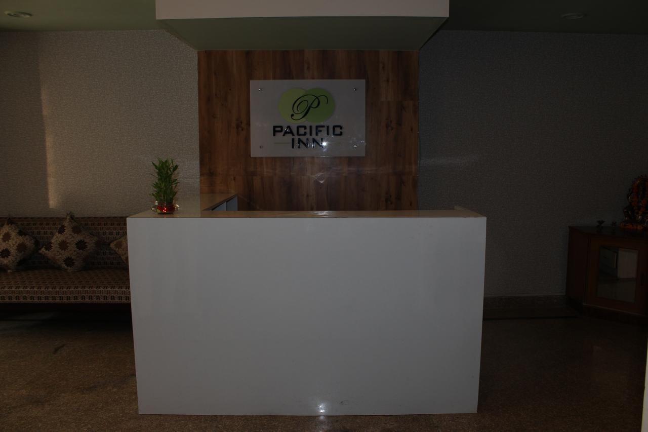 Pacific Inn Eco Central Gurgaon Exteriör bild